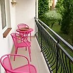 شقة Mieszkania I Przy Plazy, Przyjazne Czwronogom, Zeromskiego 2 Holiapart *