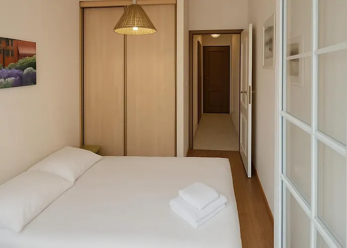 Mieszkania i apartamenty przy plaży, przyjazne czwronogom, Żeromskiego 2 HoliApart * Krynica Morska