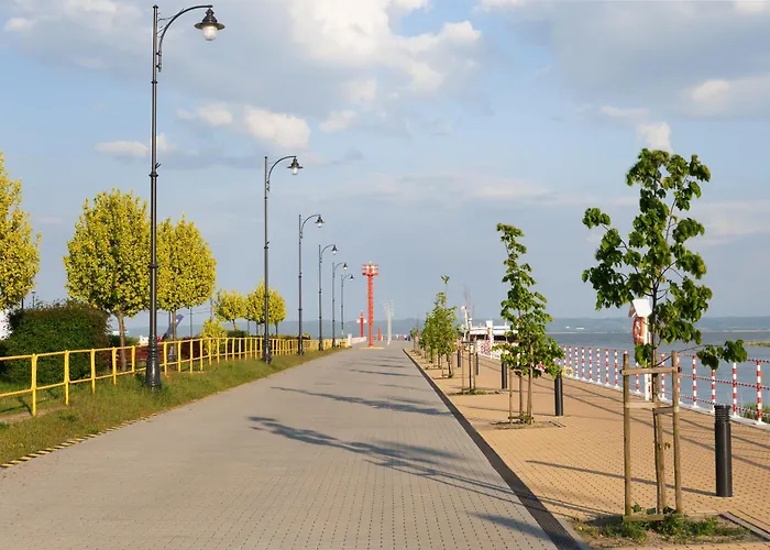 Mieszkania i apartamenty przy plaży, przyjazne czwronogom, Żeromskiego 2 HoliApart * Krynica Morska